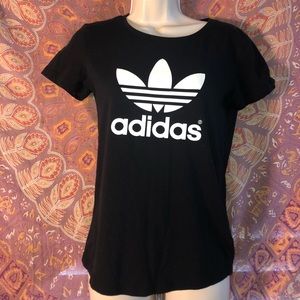 adidas black t-shirt size s